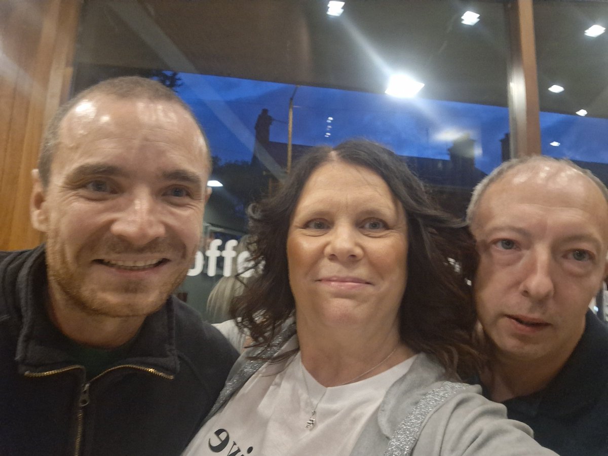 CompstonThe's tweet photo. @martinmccann1 Thanks Martin for stopping to chat to us,really loved the play and meeting again👍 https://t.co/qb8O2K491q