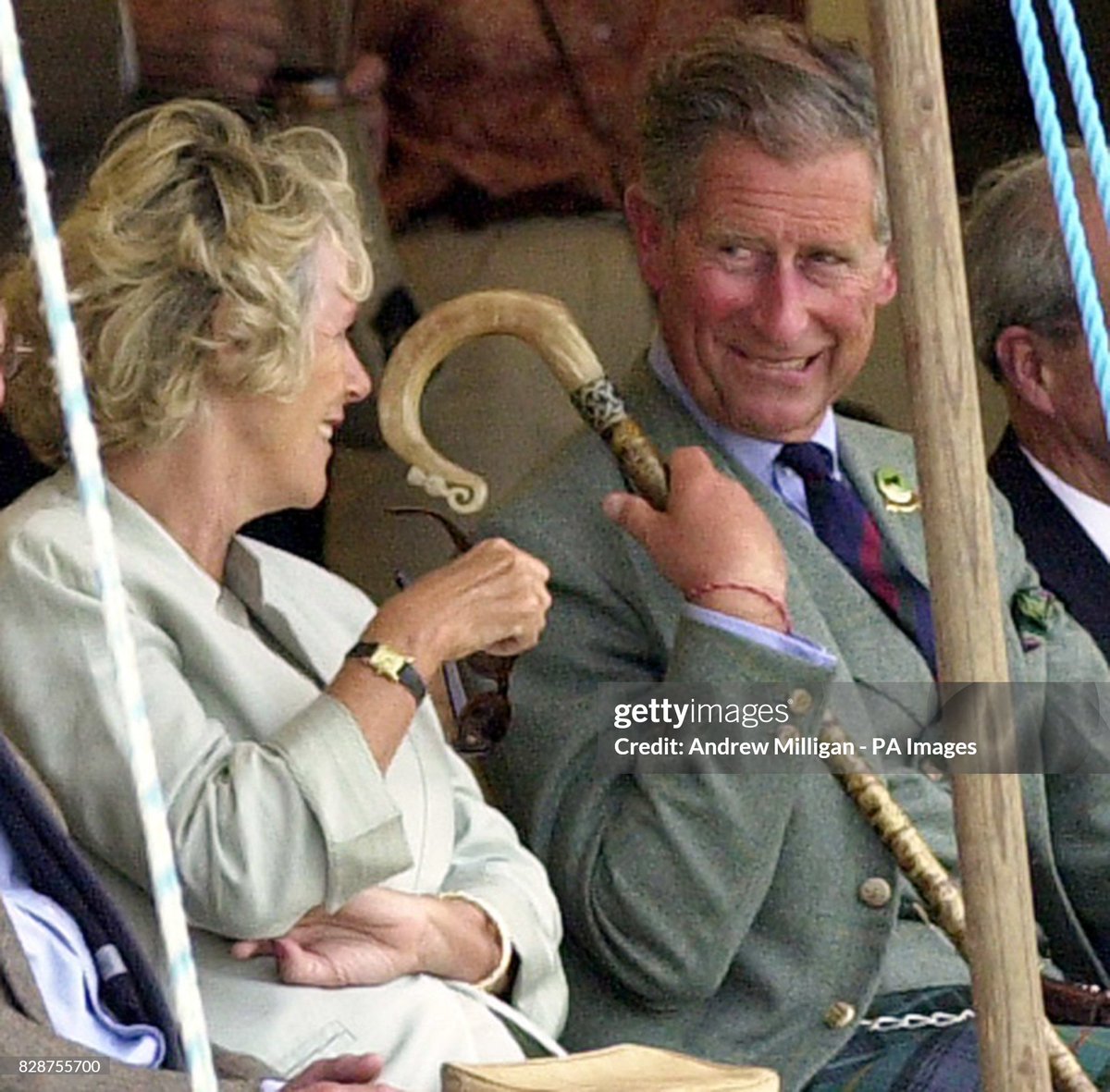 nocontxtcamilla's tweet image. #TheseTwo 🌜🌛