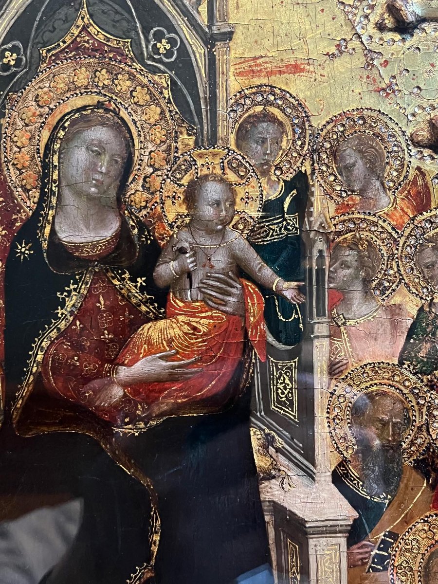ArtAddictGall's tweet image. Giusto de&apos; Menabuoi, Virgin and Child Enthroned with Saints and Angels, detail, 1345, tempera and gold on wood

#earlyrenaissance #artaddict #dailyart #artaddictgalleria