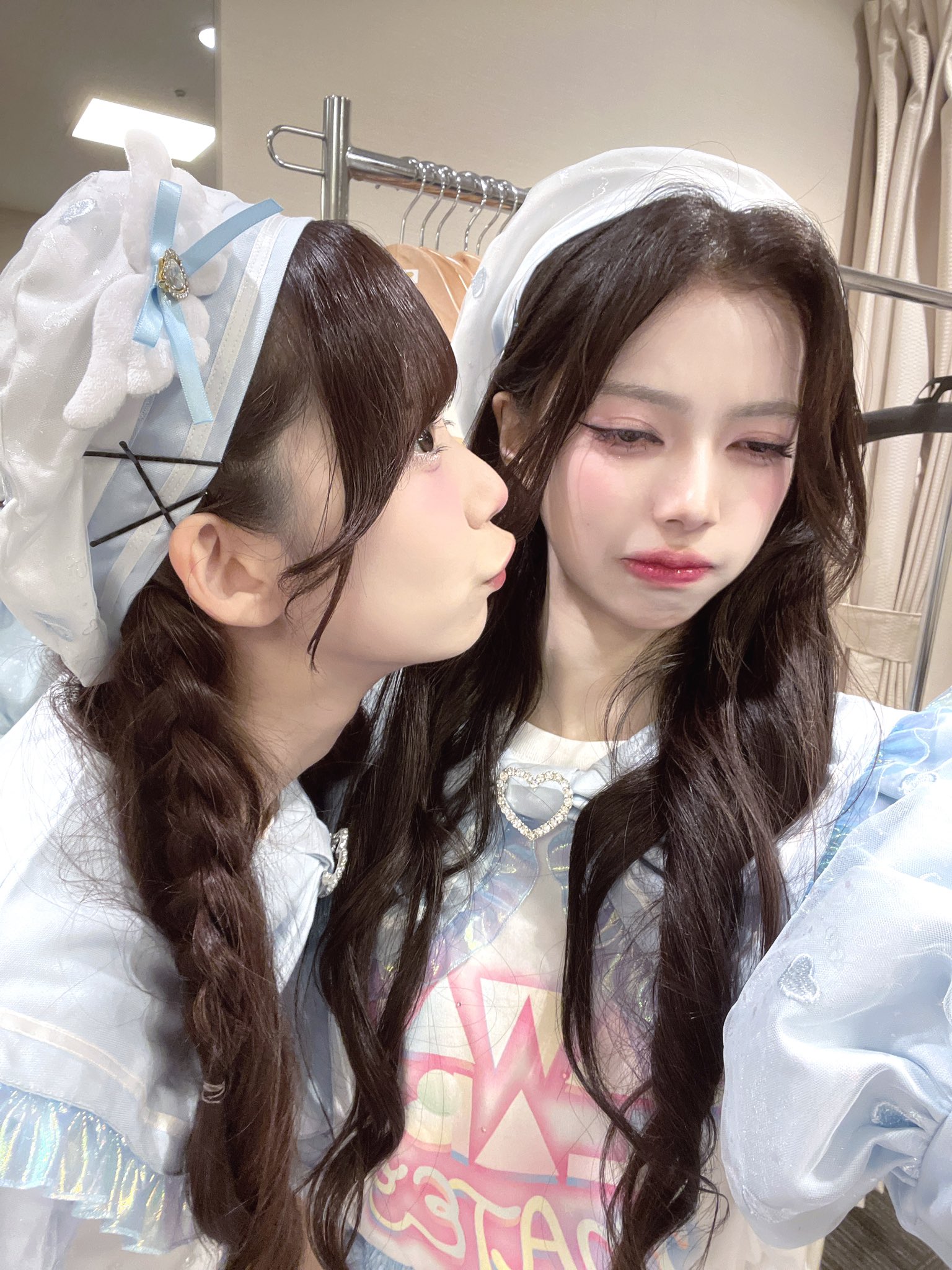 はんちゃん コウペンちゃん スマホに貼れるサイズのステッカー（邪邪〜ん