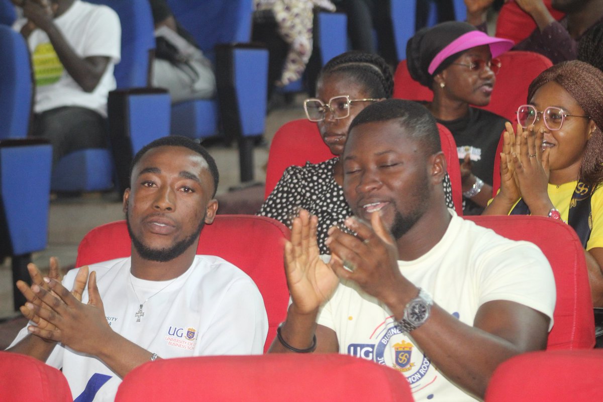 Graphicgh's tweet image. Thunderous cheers fill the hall as the audience rallies behind their schools in the TBSC 7.0 Grand Finale! 🔥🏆 #TBSC2025 #TBSCVersion7