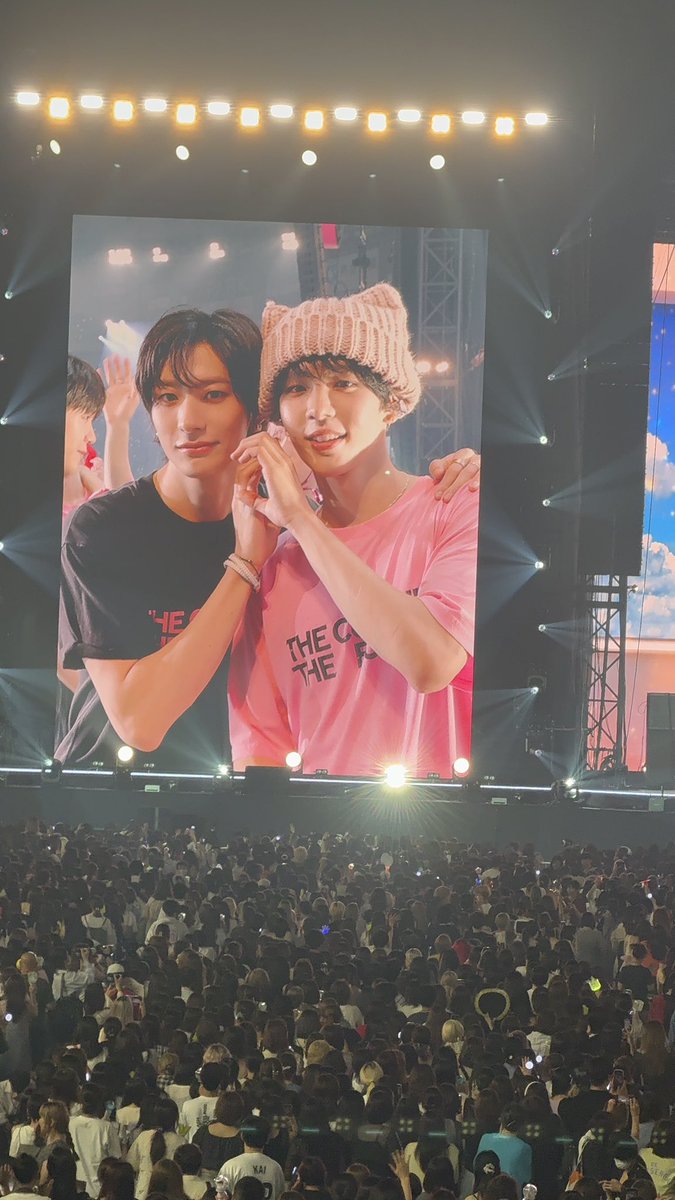haechinyanko's tweet photo. #riize  #SMTOWN_LIVE_2024_TOKYO https://t.co/Mz4QKM86XR