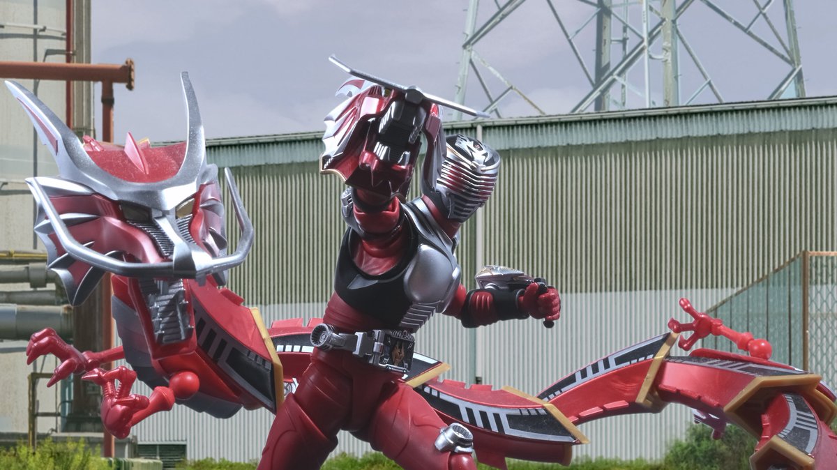 s.h.figuarts 真骨彫製法
仮面ライダー龍騎