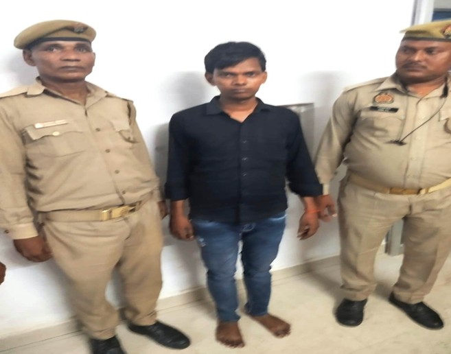 छोटी मछली पकड़ी गई। इससे स्पष्ट है की नंबर गेम हो रहा है।