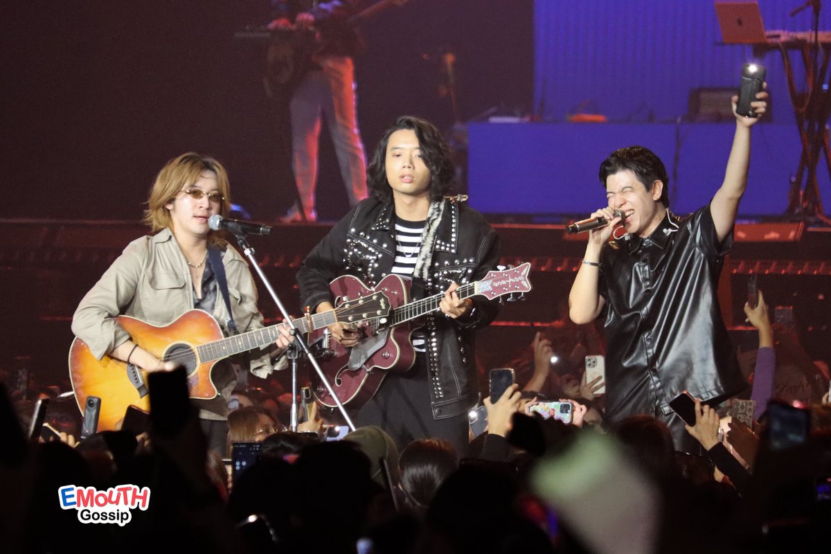 EM_Gossip's tweet image. ลุกยืนกันทั้งฮอลล์ 🔥 #TillyBirds กับโชว์สุดมันส์ ในงานคอนเสิร์ต “Marathon Concert 2025” SUNNY DAY 🌞🎶

#MarathonConcert2025
#TheConcertApplication
#GFest #GMMShow
#2วัน2เทศกาลคอนเสิร์ตในฮอลล์ที่ดีที่สุด