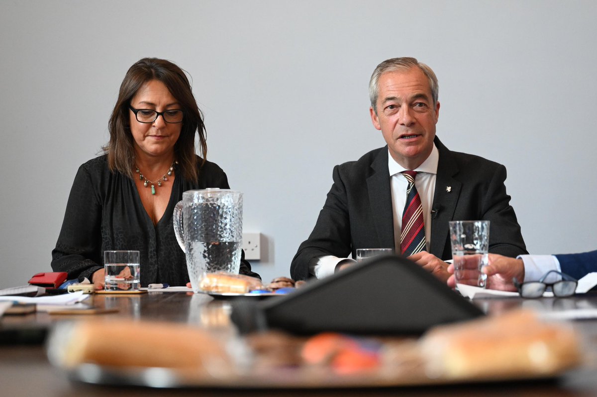 Nigel Farage MP tweet media