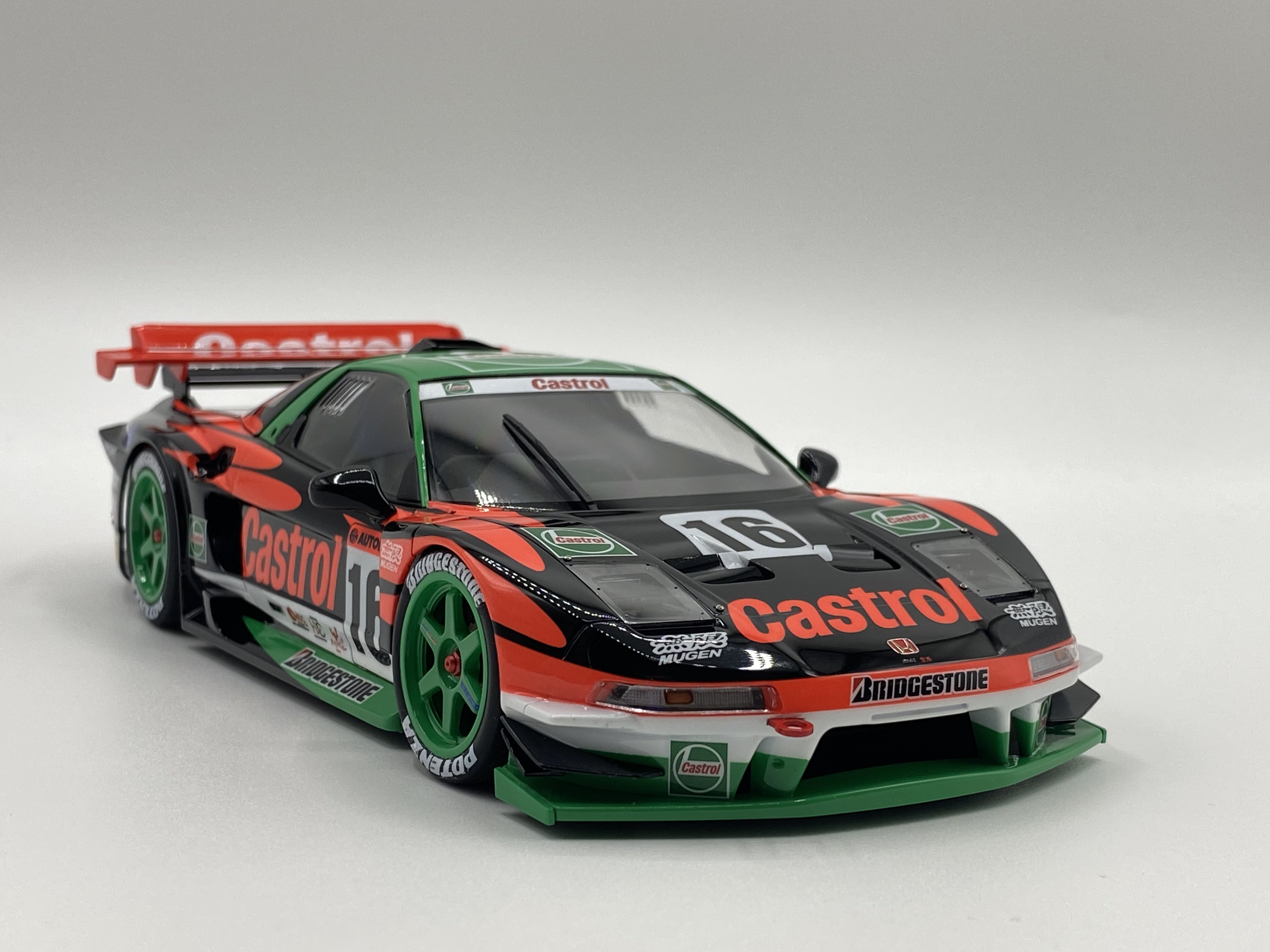 ヴィンテージ 絶版 タミヤ 1/10 RC カストロール 無限 NSX 良状態 ヴィンテージ 絶版 タミヤ 1/10 RC カストロール 無限 NSX 良