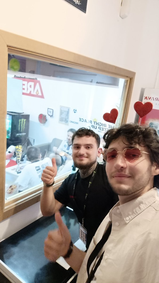 #thefinals PICTURE WITH MY <a href="/etelcotf/">Etelco</a> and <a href="/Gr4vii_/">Gr4vii</a>