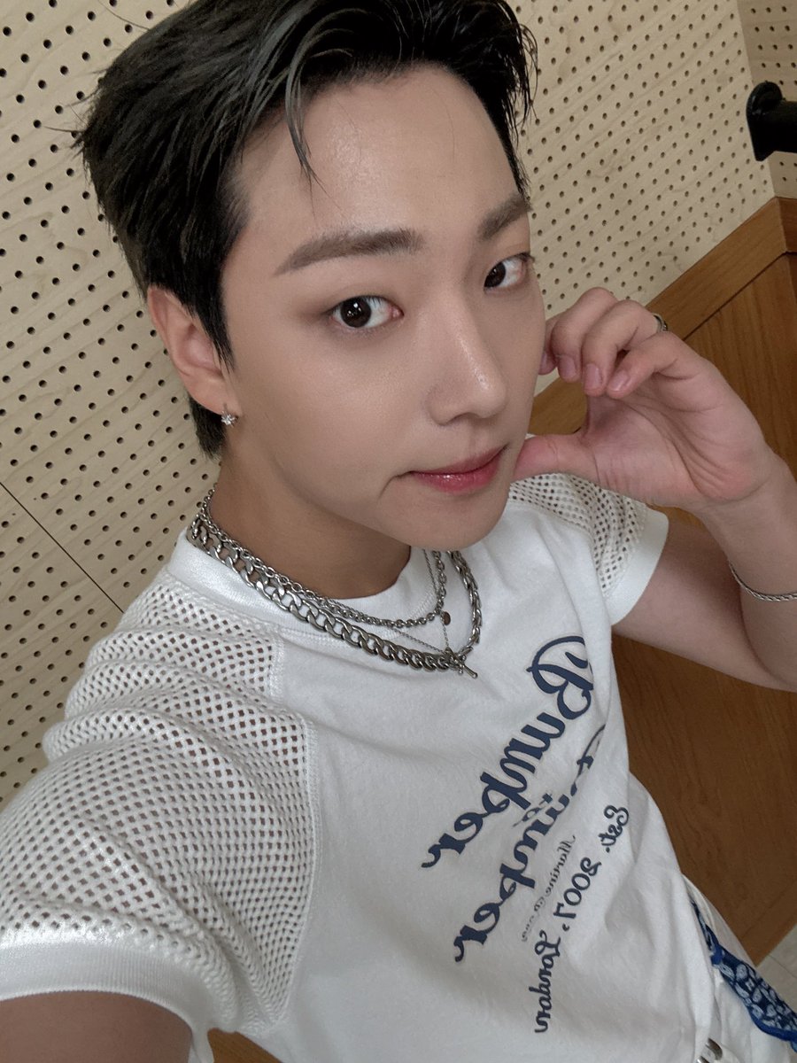 온앤오프 (ONF) tweet media