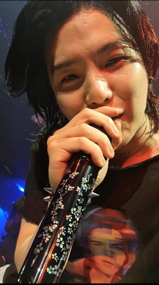 “Haegeum” is expected to surpass 700M streams on Spotify in less than 4 months. Add it to your playlists, let's give SUGA a 1B plaque.