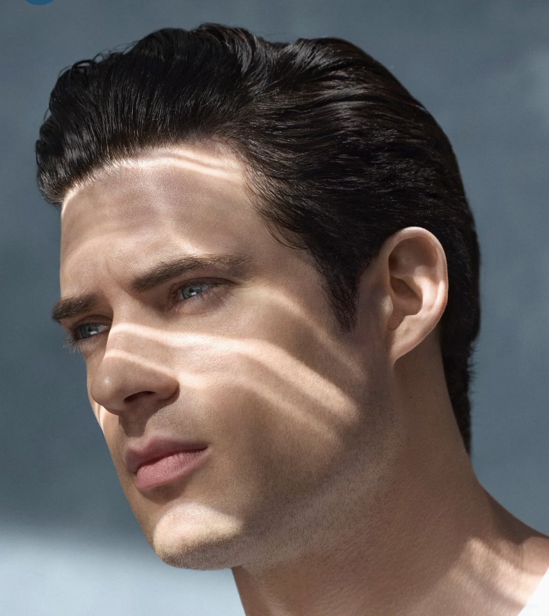 corenswft's tweet image. how can someone be this beautiful