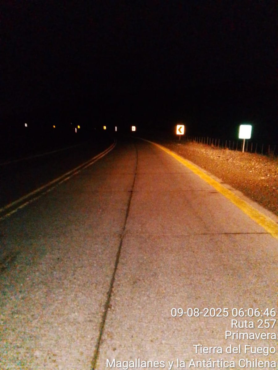 #MOPInforma estado de rutas en la Provincia de Tierra del Fuego   🚧🚜

▶️ Ruta 257 CH 
Bahía Azul a Límite fronterizo San Sebastián. 
● Desde Bahía Azul hasta el limite comunal en km 93,00  incluyendo cruce 259 CH y Rotonda de acceso a Cerro Sombrero, calzada seca sin presencia