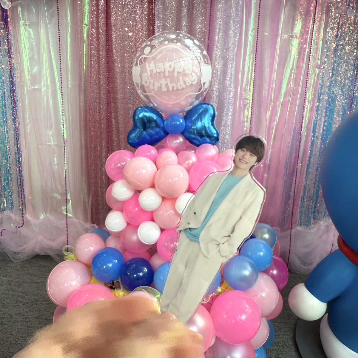 7star___s's tweet photo. 大橋くん28歳のお誕生日おめでとう🥳💚
やっぱり大橋くんってアイドルとしても人としても凄い方なんだな🥹✨と改めて気付かされて戻ってきました！！
お誕生日当日にお祝いできる素敵な機会を作っていただき感謝です🥂💞

#大橋和也生誕祭2025
#リベンジスパイ特別ミッション https://t.co/CD6A3hqqQ3