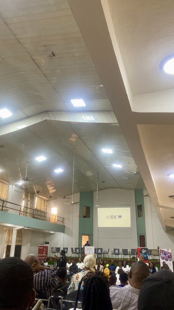 Our mentors are sharing their real-life experiences &amp; insights at #BarcampSunyani 🌟 A priceless opportunity to learn, connect &amp; grow! <a href="/BarcampSunyani/">Barcamp Sunyani #bcsyi</a> @BarcampGhana @GhanaThink @moyouthgh <a href="/yeaghana/">Youth Employment Agency Ghana</a> #bcsyi