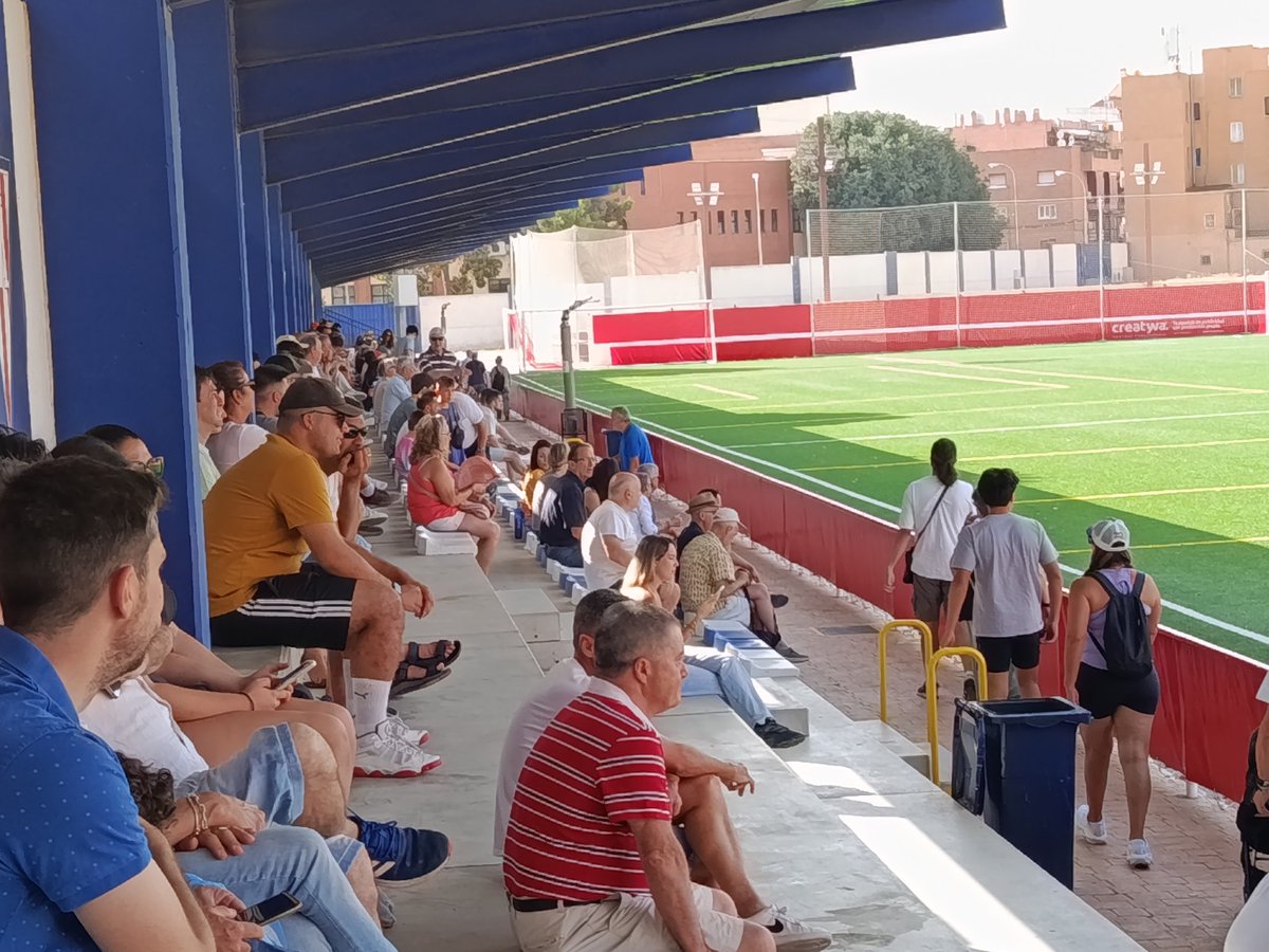 Football Pirate (@lesteredrake) on Twitter photo I love early morning Pre-season friendlies. Everyone chilled, terrace doing well, even a red 🟥 Good Toledo following
⚽ <a href="/CDCMOSCARDO_com/">CDC Moscardó</a> v <a href="/CD_Toledo/">C.D. Toledo 🦅💚⚪️</a>
🏆Friendly
🏟️ Román Valero
💶FREE
📆06.02.25 I love early morning Pre-season friendlies. Everyone chilled, terrace doing well, even a red 🟥 Good Toledo following
⚽ <a href="/CDCMOSCARDO_com/">CDC Moscardó</a> v <a href="/CD_Toledo/">C.D. Toledo 🦅💚⚪️</a>
🏆Friendly
🏟️ Román Valero
💶FREE
📆06.02.25