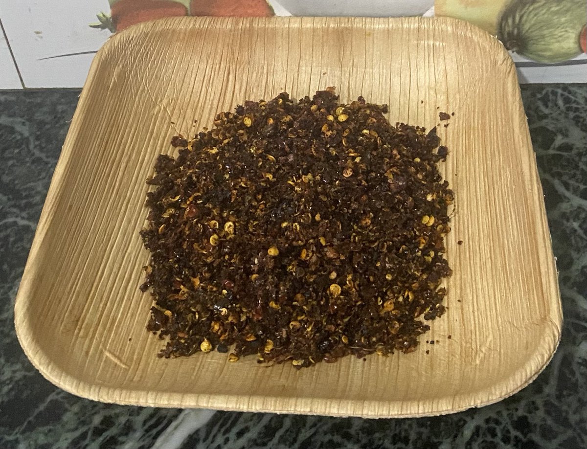 मीठो होला वा नहोला भनेर पहिलो पटक एक पाउ अकबरे हालेर आज टिमुरको छोप बनाएँ। तर परीक्षण सफल भयो। अब वर्षभरि पुग्ने गरी बनाउॅंछु।😁