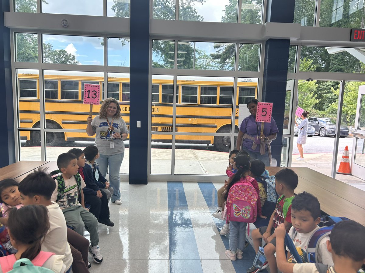 JohnLewisES's tweet image. Plenty of smiles filled the air during after-school dismissal! We’re thrilled to wrap up a successful first week of school and look forward to all the amazing moments ahead. 📚🎉 #FirstWeekSuccess #SchoolSpirit #SmilesAllAround @DCSDRegion1 @COSDeKalbCounty @DeKalbSchools