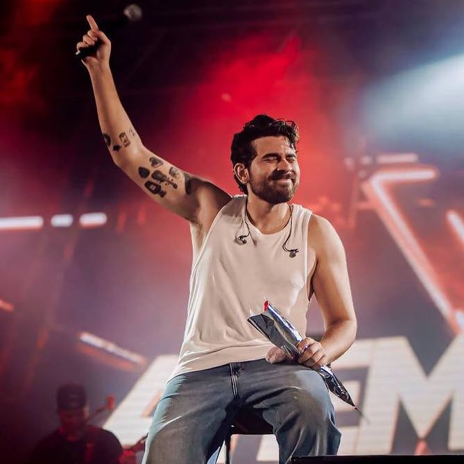 CEEEEEEE ACHOUUU
QUEEEE EEUUUUUU IAAA 
SER TROUXAAAAAAAA 
🗣️