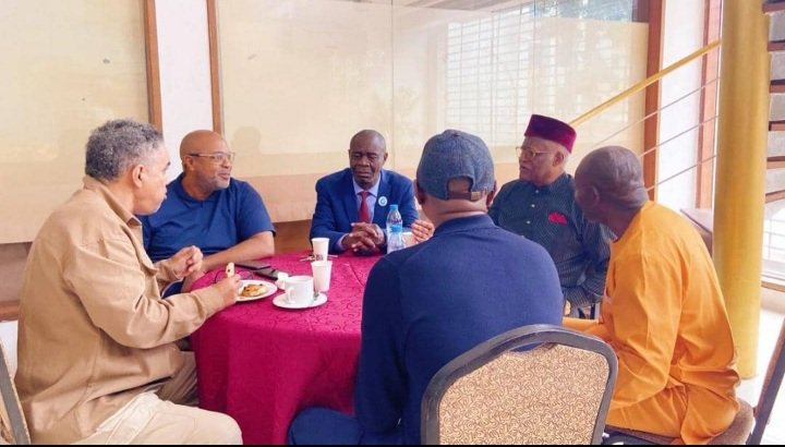 Discussions for a consensual candidate for October's presidential poll rides on. The deliberations are gettx more engagx and frank-this maybe the moment to re-write Cameroon's political history from an abominable story to a Mock-heroic. 
Issa Tchiroma spotted in today's session.