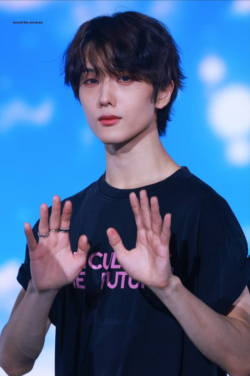 ʀᴇᴄᴏʀᴅ ᴛʜᴇ ᴜɴɪᴠᴇʀꜱᴇ. tweet media