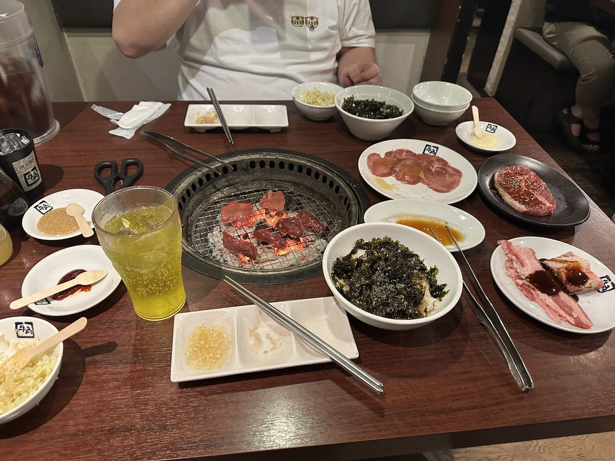 ブースト終わったあとはお疲れ様会で
お風呂行った後に焼肉しました！！🤤🤤
景色もお風呂も最高だったし
焼肉も美味しかった…！！🥰