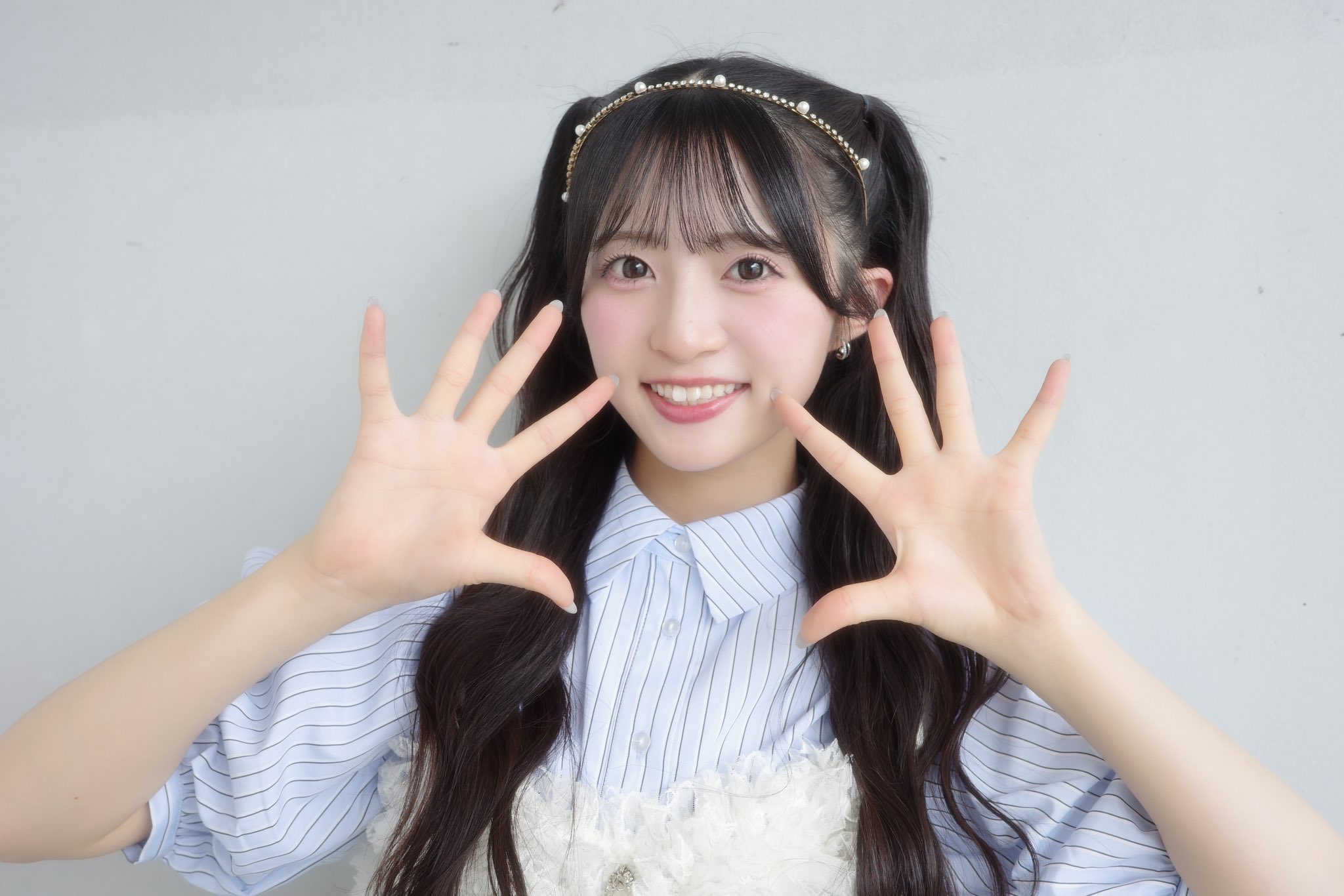 秋山由奈　AKB48 confession weverse ブロマイド　直筆 秋山由奈 AKB48 confession weverse ブロマイド 直筆 写真・チェキ