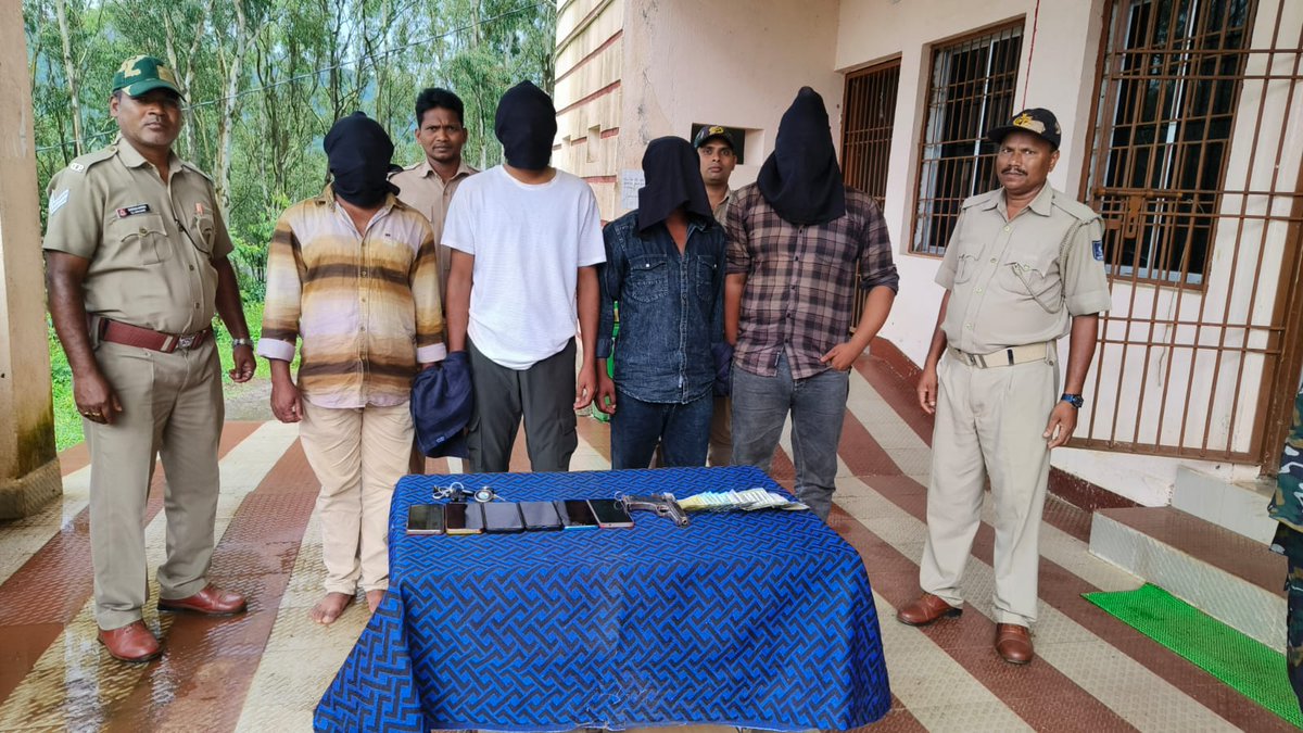 On 8.8.25 night 4 accd. identified as Police &amp; taken a ginger-laden vehicle (OD05BL7706) to Bharatmala Rd &amp; brandished a gun, beat driver &amp; took Rs.8000/- &amp; called owner for more money. all are arrested/seized 6 mob. phone, Rs 8000/-,1pistol,1Car &amp; 1MC in Pottangi PS case 93/25.