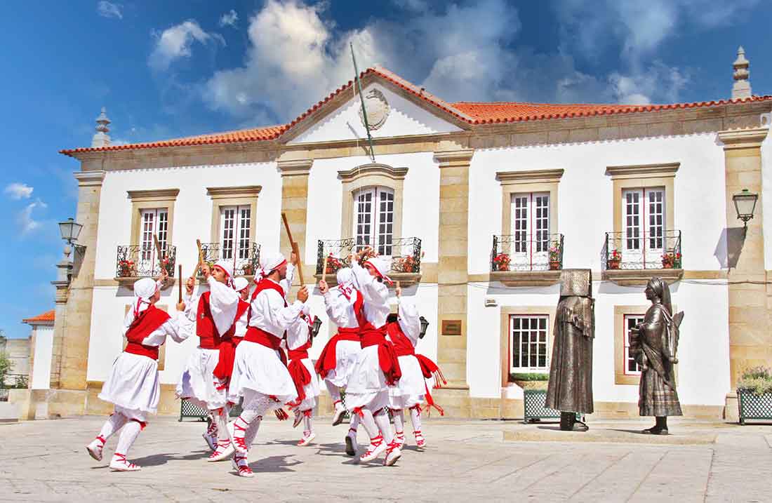 PtTravelGuide's tweet image. As small cities go, this is definitely one of the most enchanting;
portugaltravelguide.com/miranda-do-dou…