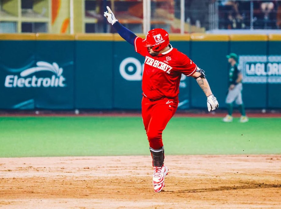 Magallanes BBC ⚓️⚾️ (@magallanes_bbc) on Twitter photo Hoy inician los playoffs en la <a href="/LigaMexBeis/">Liga Mexicana de Beisbol</a> y 5 magallaneros dirán presente:
🔹Junior Guerra (LD - Tecos)
🔹Anthony Vizcaya (LD - Tecos)
🔹Ricardo Sánchez (LZ - Algodoneros)
🔹Diego Rincones (OF - Él Águila)
🔹Ramón Cabrera (C - Sultanes)
Éxito muchachos 🙌💪 Hoy inician los playoffs en la <a href="/LigaMexBeis/">Liga Mexicana de Beisbol</a> y 5 magallaneros dirán presente:
🔹Junior Guerra (LD - Tecos)
🔹Anthony Vizcaya (LD - Tecos)
🔹Ricardo Sánchez (LZ - Algodoneros)
🔹Diego Rincones (OF - Él Águila)
🔹Ramón Cabrera (C - Sultanes)
Éxito muchachos 🙌💪