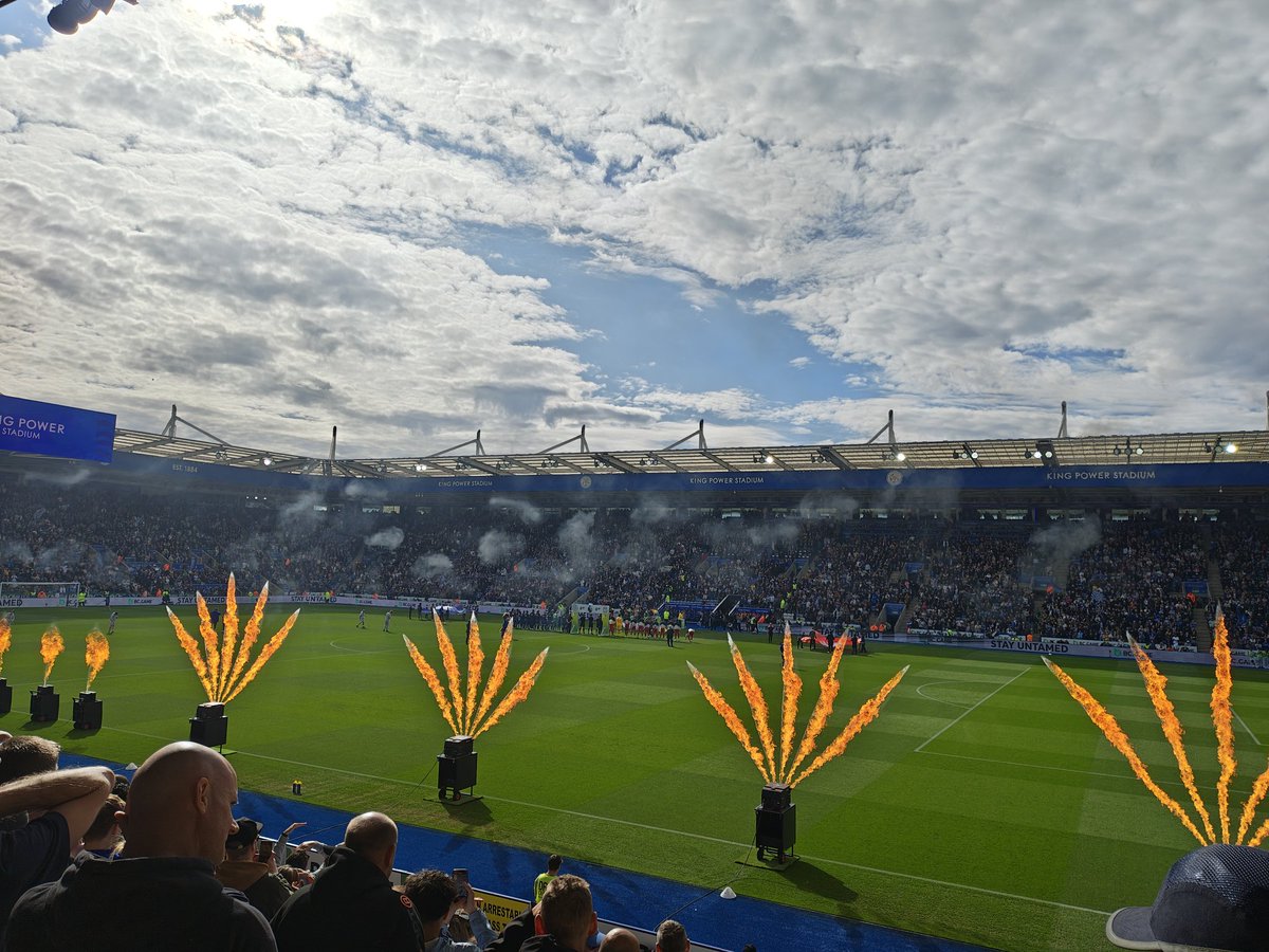 We are aware of supporter plans at the start of the game and will be working with #LCFC to facilitate this safely, however please be patient with staff and see the advice provided by <a href="/SWFCTrust/">Sheffield Wednesday Supporters' Trust</a> around entry into the stadium. 

Look forward to seeing you all tomorrow 🦊🦉⚽ #SWFC
