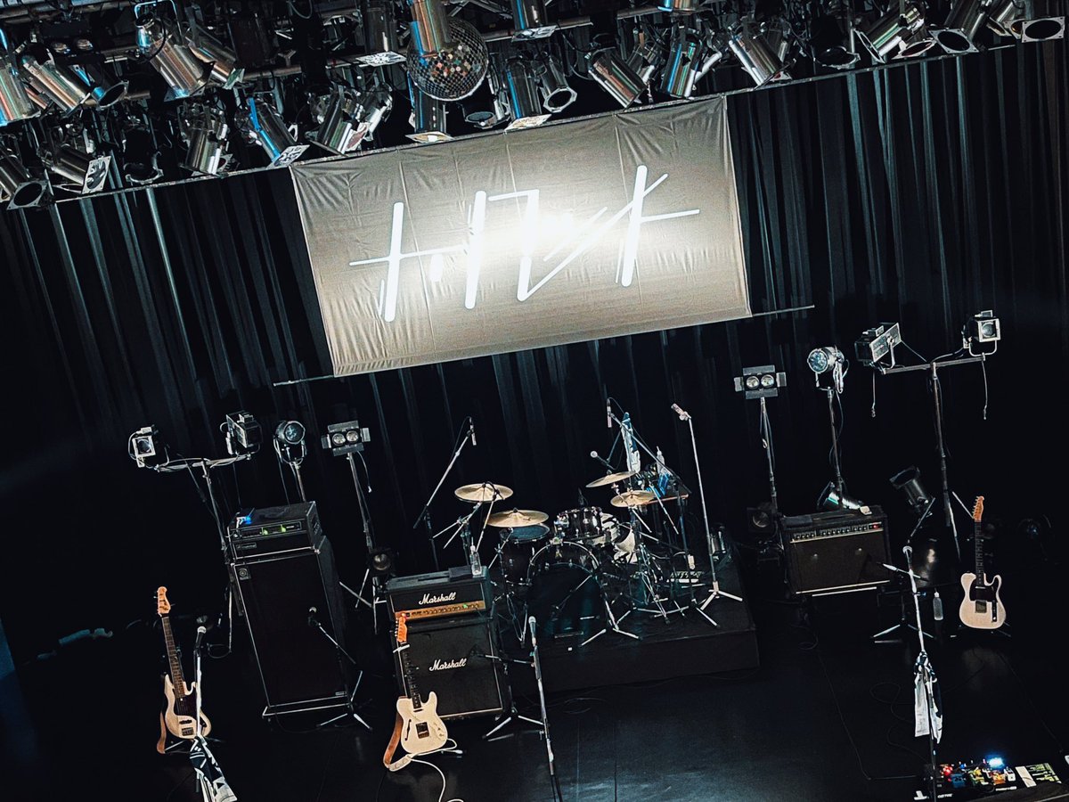 メリクレット 3rd one man live
『 未明に靴音が鳴る 』
を観に行かせていただきました！

めっちゃめちゃ良かったです！！！
沢山刺激をいただきました…！

そしてやはり自分はバンド出身なんだなと実感しました。ギター弾くぞ大島。

 #メリクレット