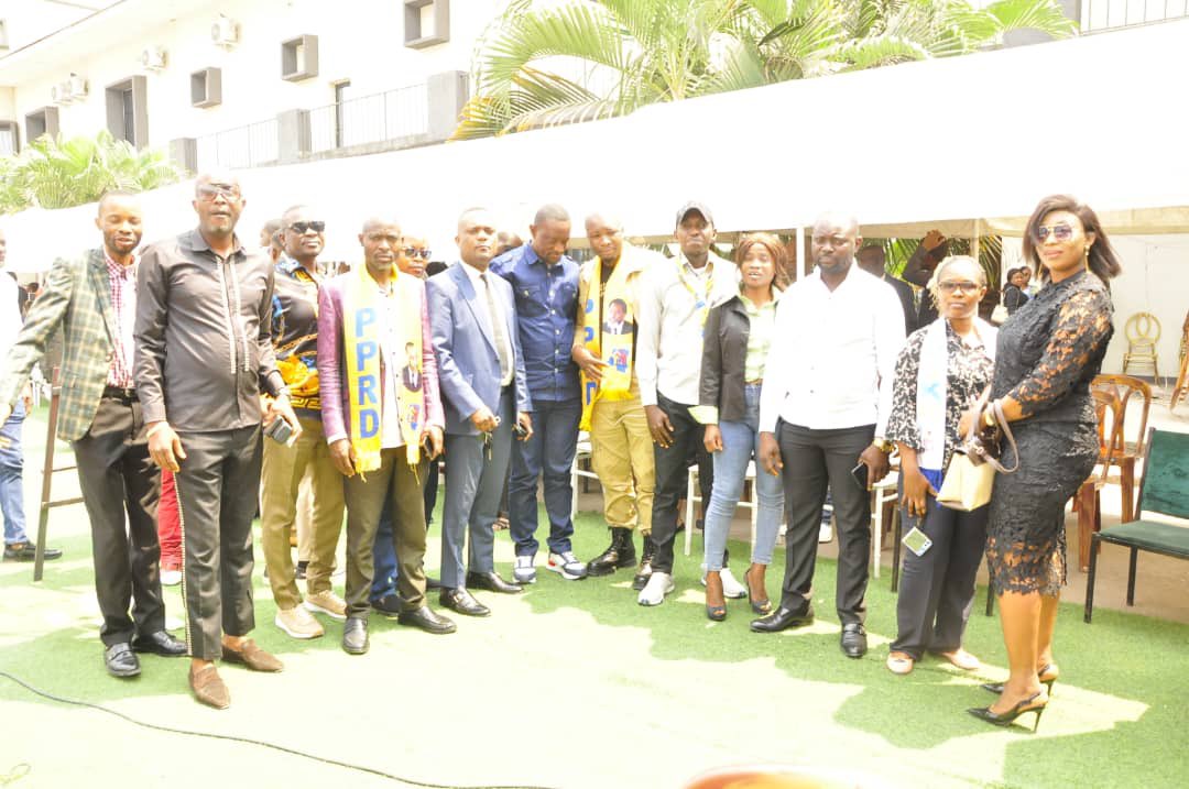 DjessyEdjonga's tweet image. #PPRD 
#RDC 

*LA LIGUE DES JEUNES NATIONALE A RENDU UN DERNIER HOMMAGE À PAPA MPONGO JACQUES*

Kinshasa, le 09/08/2025

Ce samedi à l’espace Assanef, la ligue des jeunes nationale du PPRD conduite par sa Présidente *Jocelyne NGOIE* a pris part aux obsèques de Monsieur *Jacques…