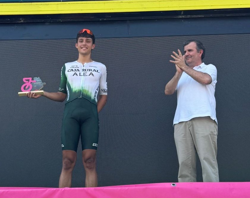 🏆 Podio para el ciclista valenciano en Arenas de San Pedro. Segundo éxito esta campaña para Cepa tras el triunfo de etapa en Madrid 👏

#SúmateAlVerde 💚 #VueltaÁvila