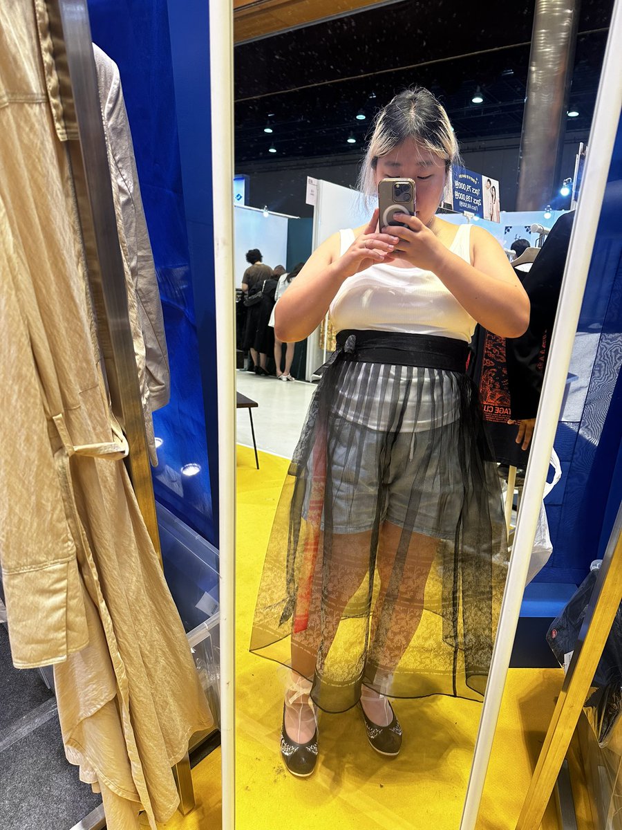 나 결국 이거 두개 더 샀자나......