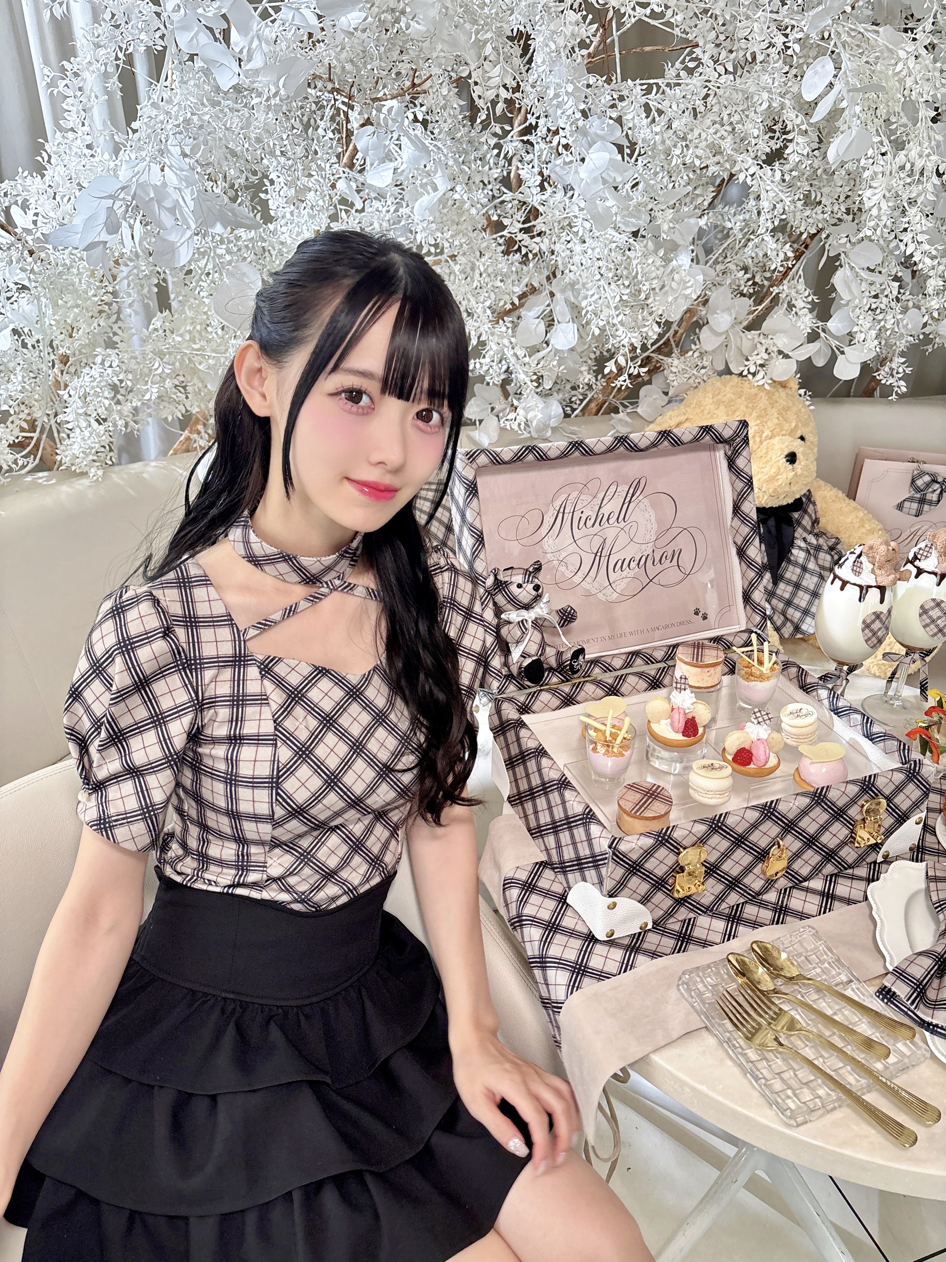 新品未使用タグ付き未開封ミシェルマカロン♡ケープコート♡アイボリー♡フリーサイズ 新品未使用 ミシェルマカロン ケープファーコート XS アイボリー
