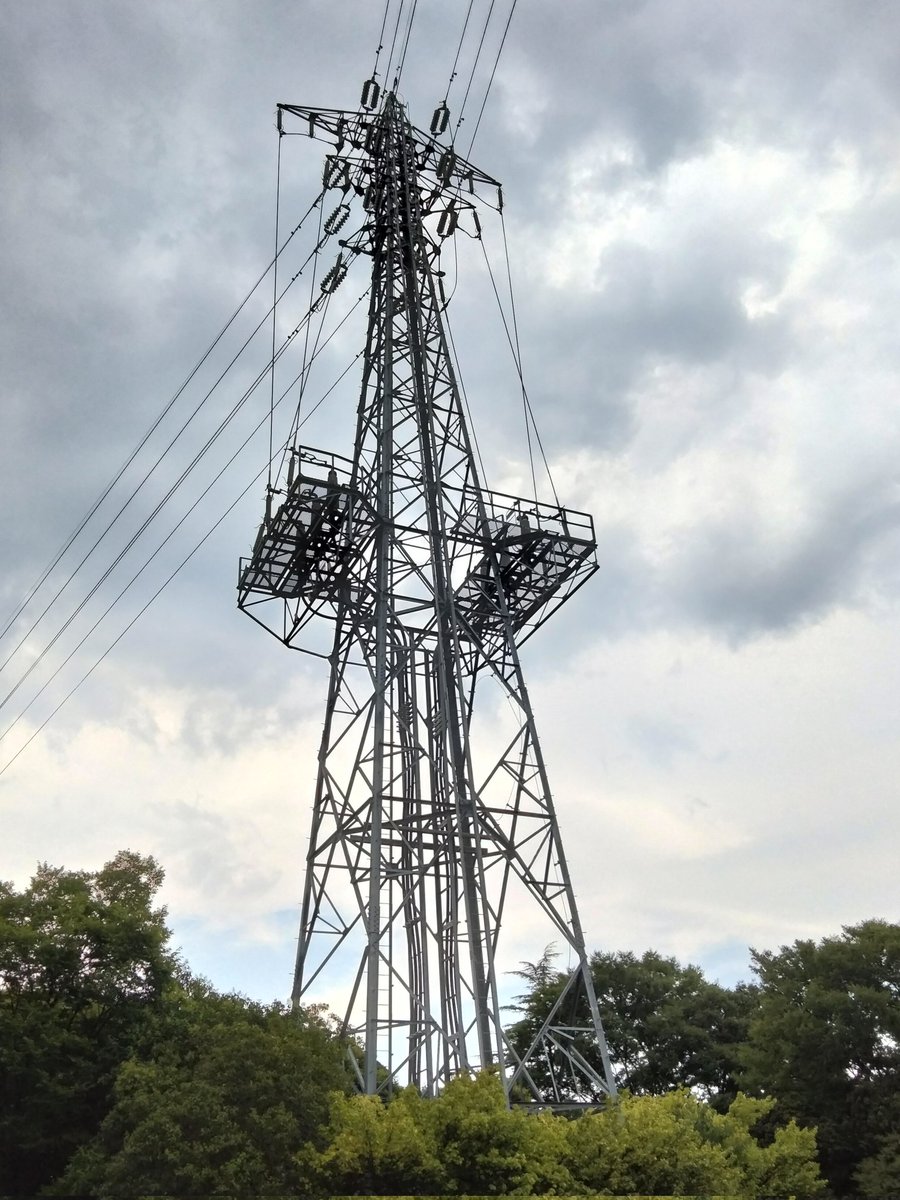 STOS_rapidexp's tweet image. #鉄塔 #土曜日の鉄塔 
#チーム鉄塔沼
#送電線 #送電鉄塔