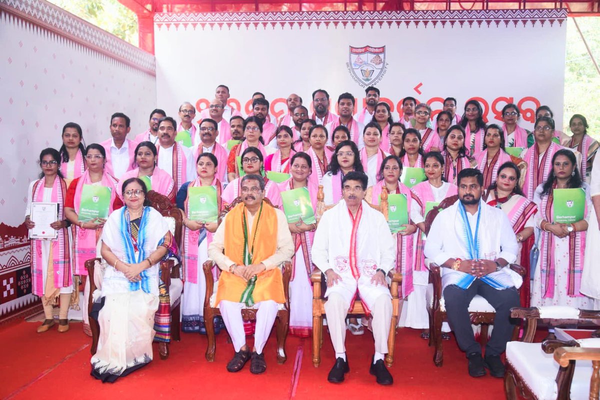 Attended the 26th Convocation of Berhampur University along with Shri Dharmendra Pradhan ji, Union Minister of Education, to celebrate the achievements of its graduating students.
The institution remains a beacon of knowledge and inclusivity. May you continue to learn, remain