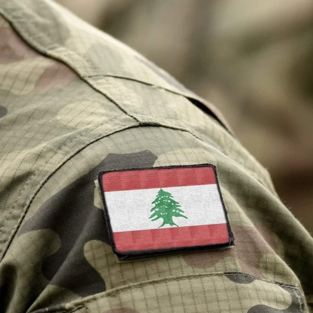 Fouad Makhzoumi (@fmakhzoumi) on Twitter photo ุจุจุงูุบ ุงูุฃุณู ูุงูุญุฒู ูุนุฒู ุงูู
ุคุณุณุฉ ุงูุนุณูุฑูุฉ ุจุงุณุชุดูุงุฏ ุงูุนุณูุฑููู ููุชู
ูู ููุฌุฑุญู ุงูุดูุงุกุ ููุนุฒู ุนุงุฆูุงุชูู
ุ ููุทุงูุจ ุจุชุญููู ููุดู ููููุฉ ุญุตูู ุงูุญุงุฏุซ ุงูุฃููู
ูู ุงูุฌููุจ. ุฑูุงููุง ูุจูุฑ ุนูู ุงูุฌูุด ูุงูู
ุคุณุณุงุช ุงูุฃู
ููุฉุ ูุณุญุจ ูู ุงูุณูุงุญ ุบูุฑ ุงูุดุฑุนู ูุชุญููู ุงูุณูุงุฏุฉ ุงููุงู
ูุฉ. ุจุจุงูุบ ุงูุฃุณู ูุงูุญุฒู ูุนุฒู ุงูู
ุคุณุณุฉ ุงูุนุณูุฑูุฉ ุจุงุณุชุดูุงุฏ ุงูุนุณูุฑููู ููุชู
ูู ููุฌุฑุญู ุงูุดูุงุกุ ููุนุฒู ุนุงุฆูุงุชูู
ุ ููุทุงูุจ ุจุชุญููู ููุดู ููููุฉ ุญุตูู ุงูุญุงุฏุซ ุงูุฃููู
ูู ุงูุฌููุจ. ุฑูุงููุง ูุจูุฑ ุนูู ุงูุฌูุด ูุงูู
ุคุณุณุงุช ุงูุฃู
ููุฉุ ูุณุญุจ ูู ุงูุณูุงุญ ุบูุฑ ุงูุดุฑุนู ูุชุญููู ุงูุณูุงุฏุฉ ุงููุงู
ูุฉ.