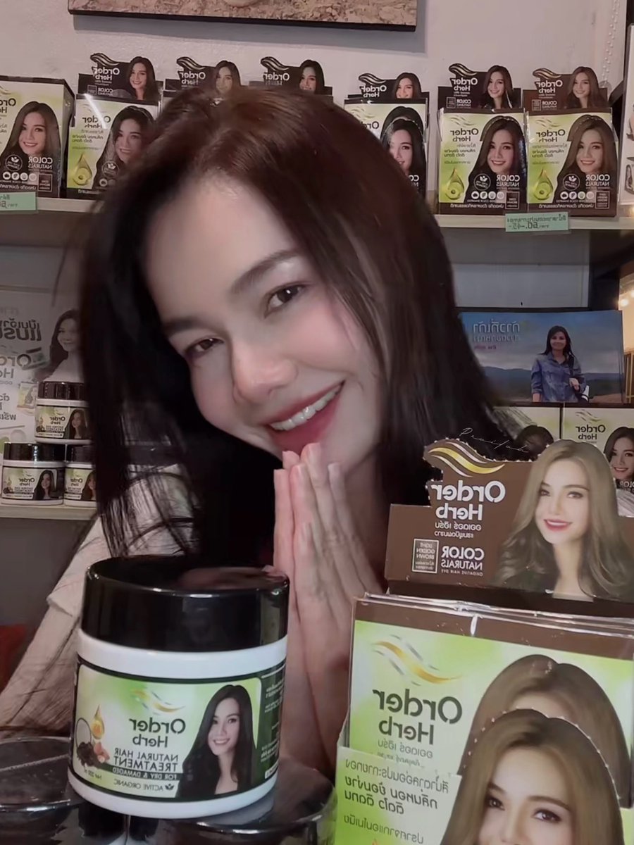 pfkonsuayaeng's tweet photo. วันนี้คือแม่ค้าสาวสวย คนเก่ง 💚✨
#ต่ายอรทัย
#orderherb https://t.co/ivJOuruzWI