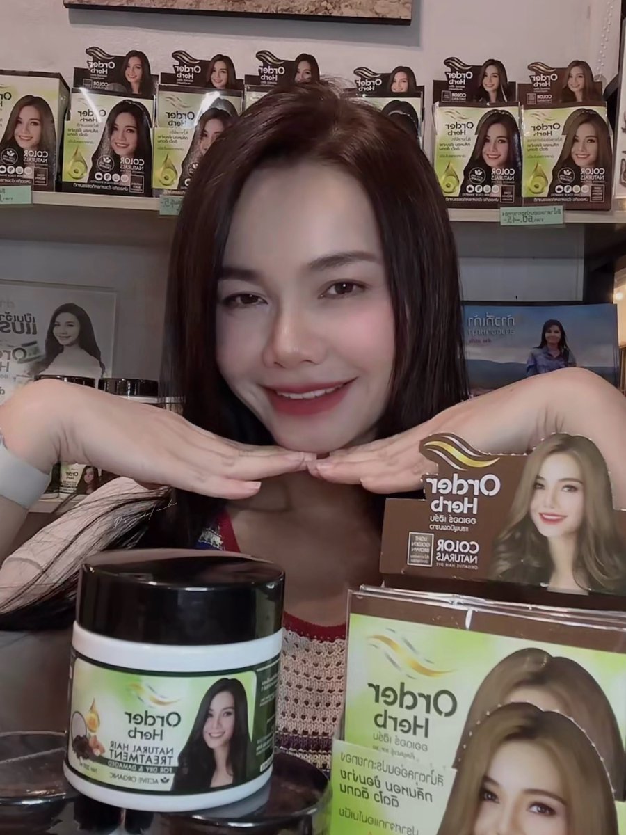 pfkonsuayaeng's tweet photo. วันนี้คือแม่ค้าสาวสวย คนเก่ง 💚✨
#ต่ายอรทัย
#orderherb https://t.co/ivJOuruzWI