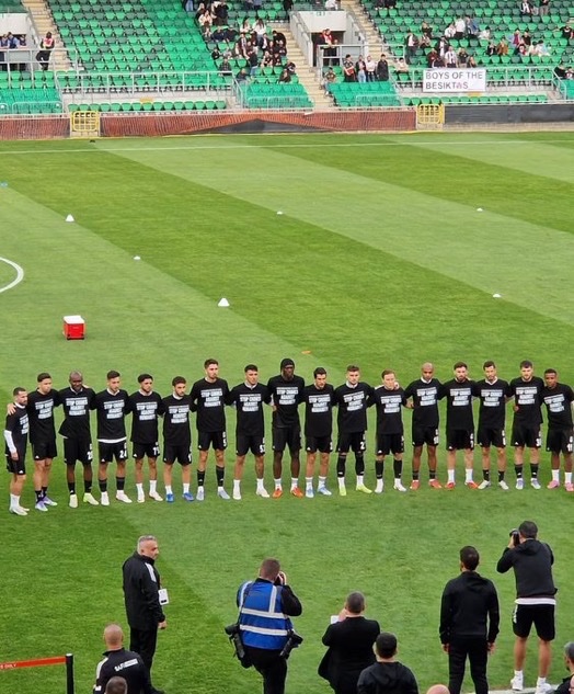 "Stop crimes against humanity"

St Pats played Besiktas in Dublin in the UEFA Conference League

The Besiktas players took to the pitch wearing these shirts 👏🏻