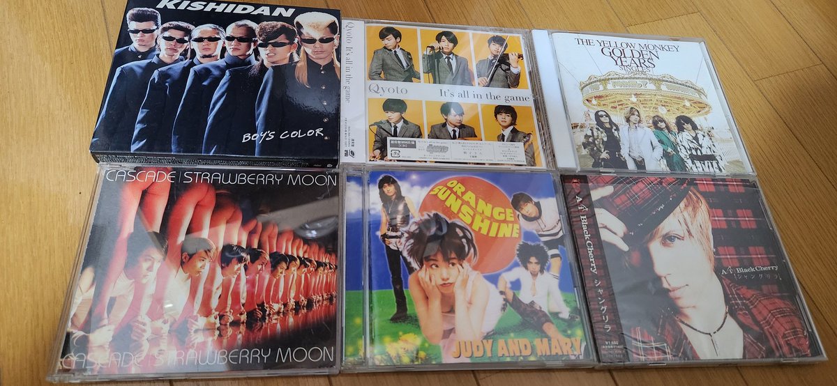 RON_625's tweet image. 押し入れ整理してたら色んなCD出てきた。
 #CASCADE
 #THEYELLOWMONKEY 
 #氣志團
 #JUDYANDMARY 
 #AcidBlackCherry 
 #Qyoto