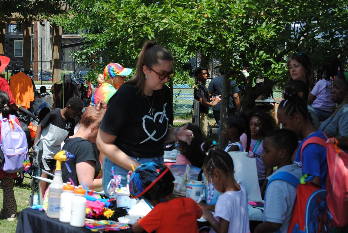 ✏️ Thanks to our incredible community of donors and volunteers, we were able to give away well over 200 backpacks filled with grade-specific school supplies last Saturday at our 20th Annual ResFest! 🎒 Our yearly backpack and school supply giveaway is a true labor of love.