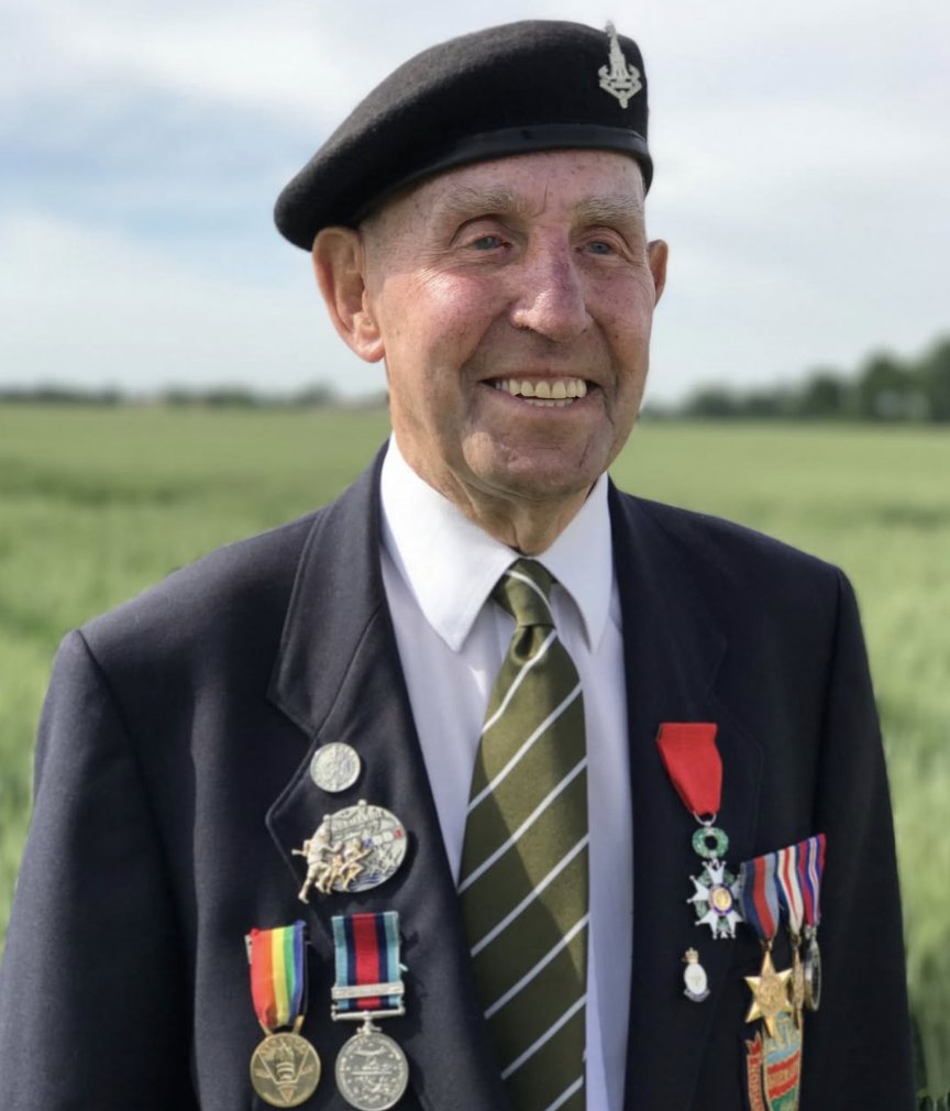VeteransFdn's tweet image. Wishing a happy 100th birthday to D-Day veteran Ken Cooke!🎉

Ken took part in the D-Day landings at Gold Beach, as part of the Green Howards, 79 years ago.

Ken received many warm birthday messages from the people of York, stating that &quot;Ken is one of the city’s living…