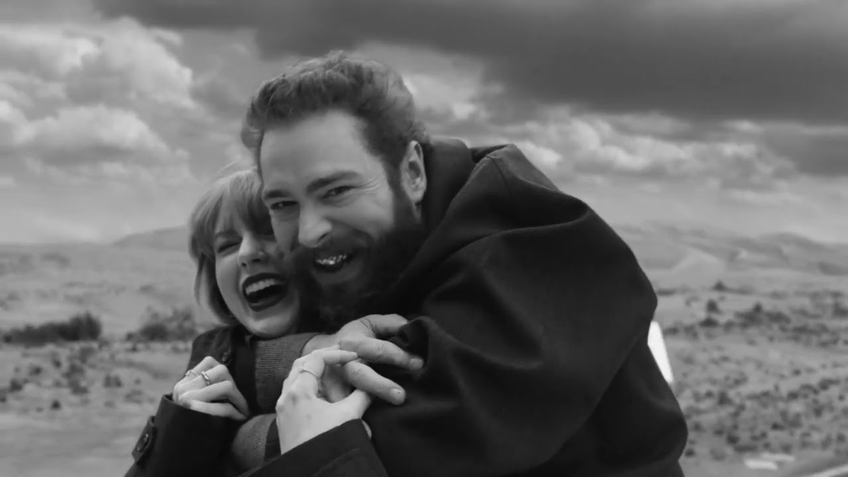 SpotifySwiftie's tweet photo. "Fortnight (feat. Post Malone)" by Taylor Swift is now 13 MILLION streams away from reaching Spotify's BILLIONS CLUB!
It is expected to do so in 16 days. https://t.co/Mvihr4sqGg