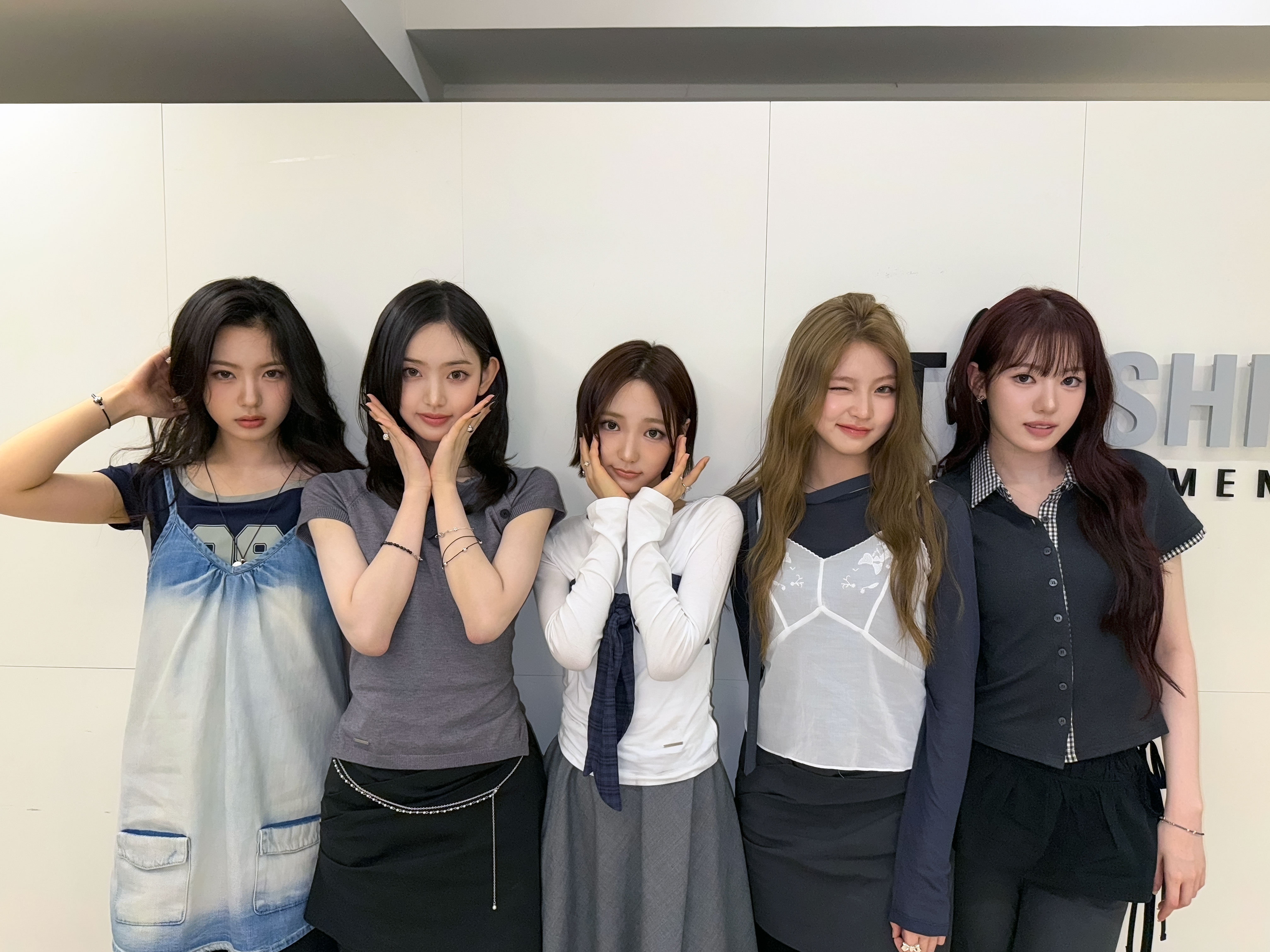 Gx6nnMja4AAx4Iy?format=jpg&name=4096x4096