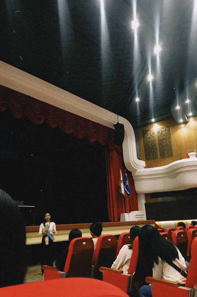 doremival's tweet image. 📍freshie tour?! dang my college journey rly starts on monday ｡°(°¯᷄◠¯᷅°)°｡