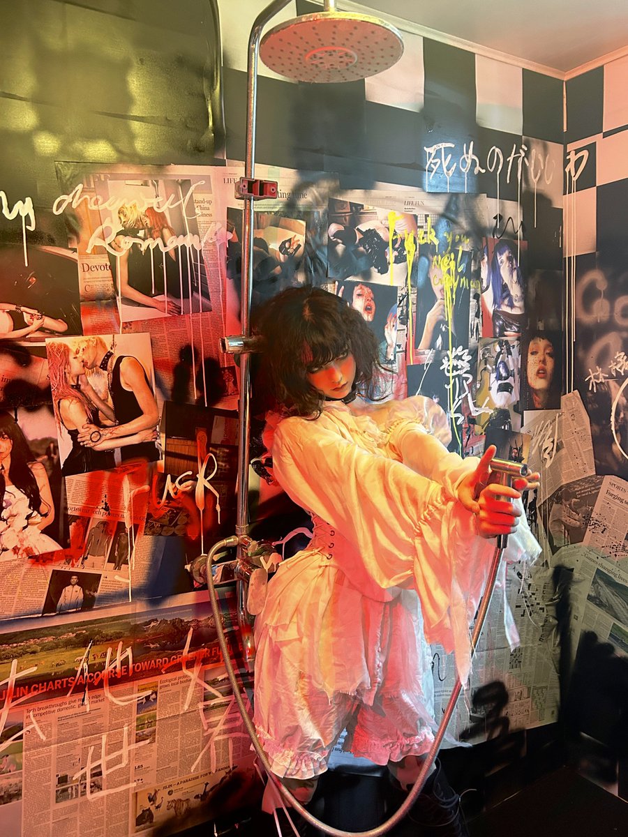 大家好，这是我家厕所