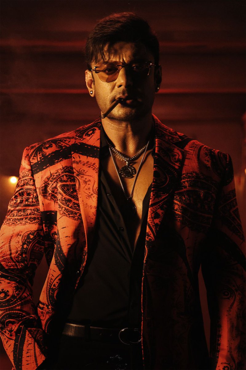 Manju_officiall's tweet image. 📢 ಆನೆ ಬರ್ತಿದೆ ಕಣ್ರೋ.
Don&apos;t mess with him.

Big update🔥🔥🔥

⏰10th August |10:05 AM
Set your reminder - you won&apos;t want to miss this.

#UpdateAlert #ComingSoon #staytuned #thedevil #darshanthoogudeepa
#shrijaimathacombines

@dasadarshan @sjmcfilms