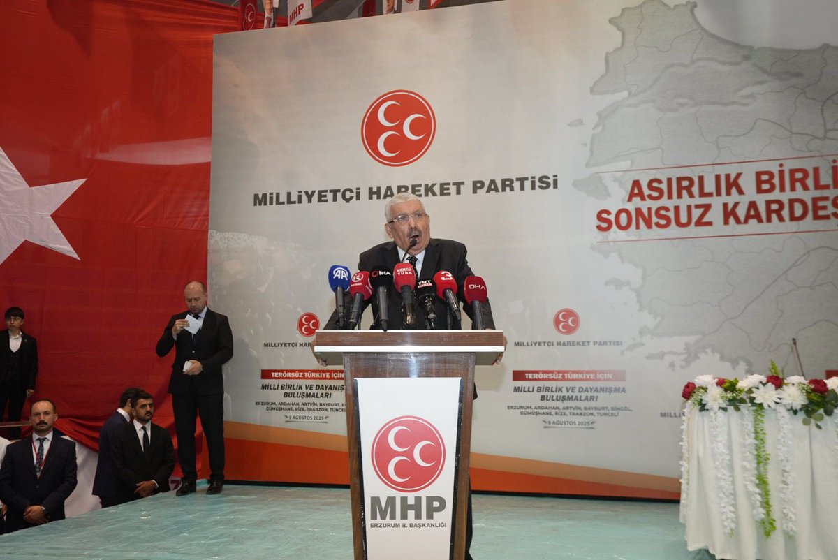 📍Erzurum

Genel Başkanımız Sn. Devlet BAHÇELİ Beyefendinin tensipleriyle düzenlenen Terörsüz Türkiye için Milli Birlik ve Dayanışma Buluşmaları kapsamında Genel Başkan Yardımcımız Sn. Edip Semih YALÇIN’ın teşrifleriyle ilk buluşmamızı Erzurum’da gerçekleştirdik.